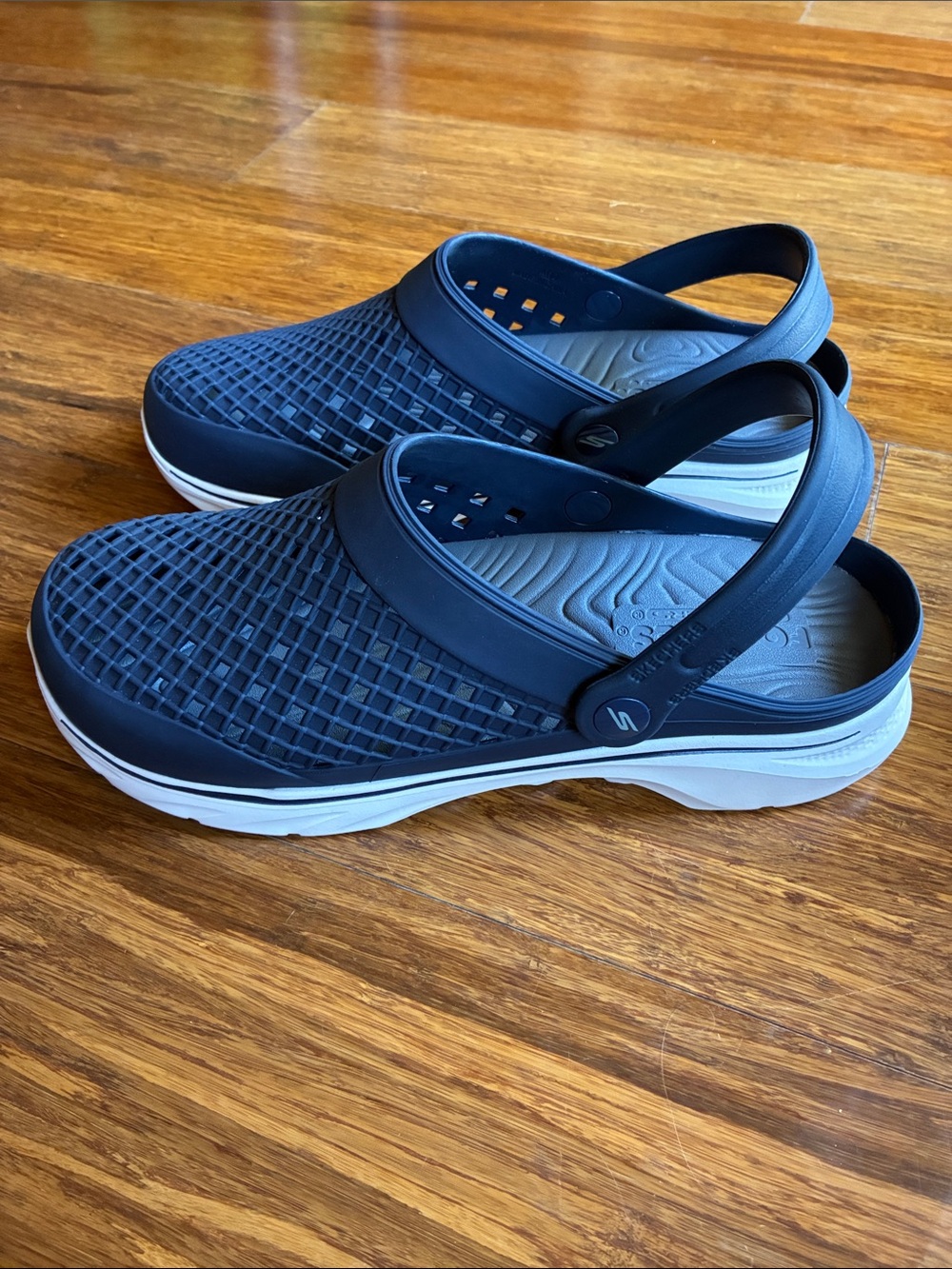 Sketchers Foamies Men’s 10 Clog Shoe New/Box - Picture 2 of 8